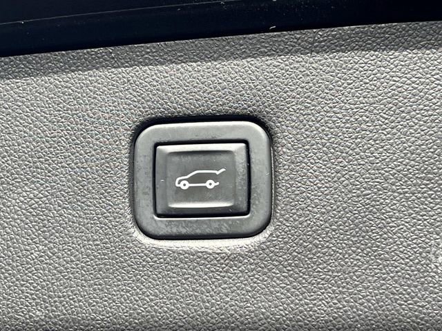 Used 2021 Chevrolet Blazer RS w/ Enhanced Convenience Package AWD/4WD image 14