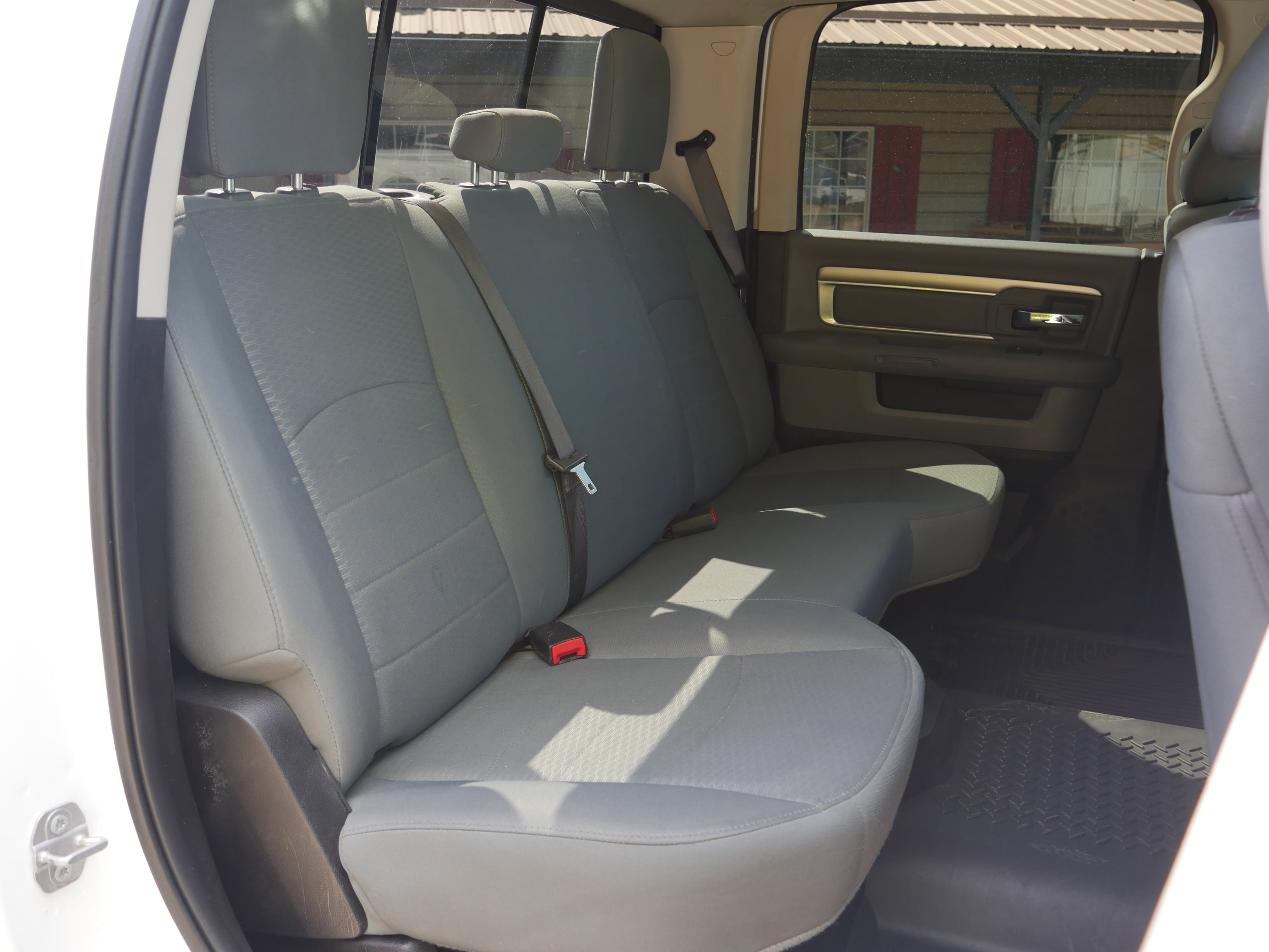 Used 2018 RAM 3500 SLT AWD/4WD image 26