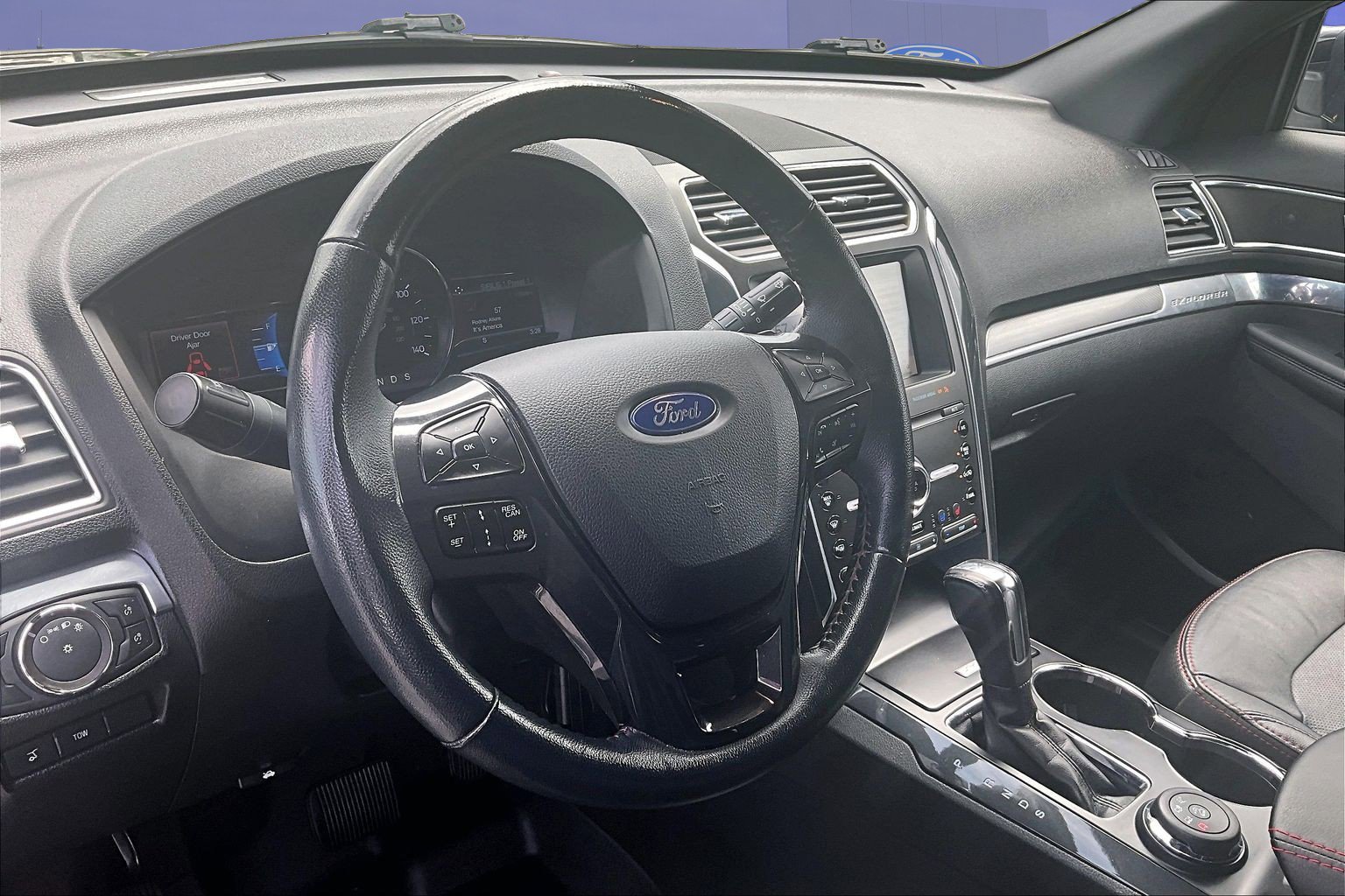 Certified 2019 Ford Explorer Sport w/ Equipment Group 401A AWD/4WD image 17