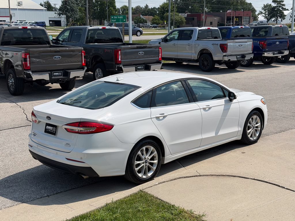 Certified 2020 Ford Fusion SE FWD image 6