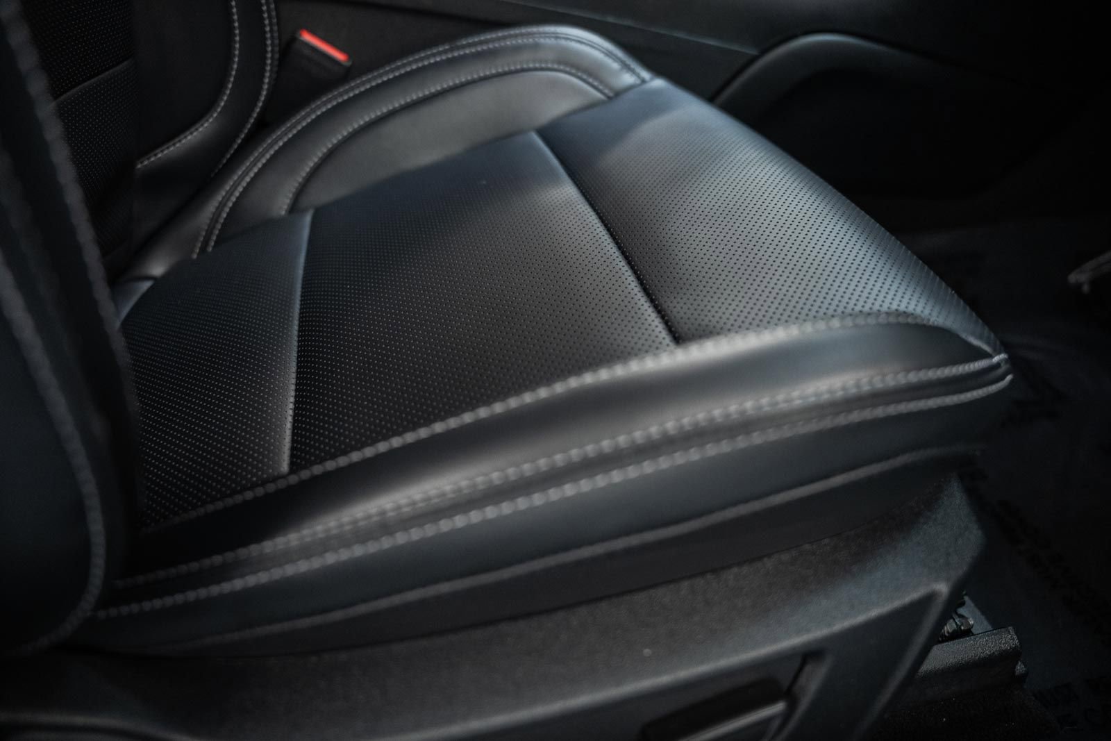 Certified 2024 Ford Mustang Premium image 37