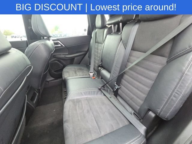 Used 2022 Mitsubishi Outlander SE AWD/4WD image 19