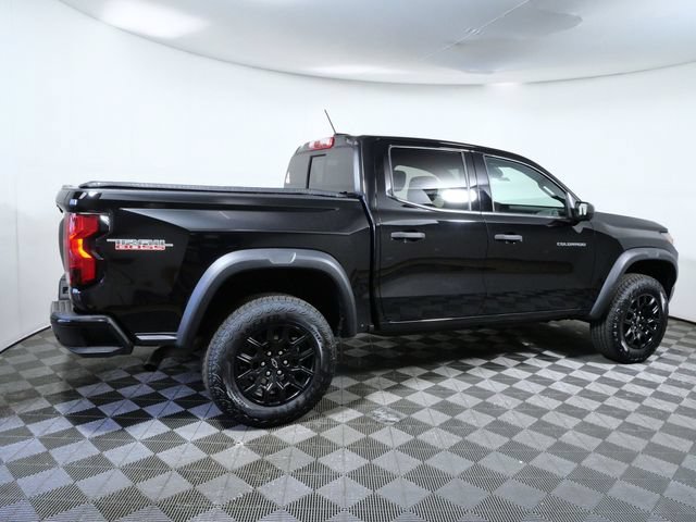 Used 2023 Chevrolet Colorado Trail Boss w/ Technology Package AWD/4WD image 8