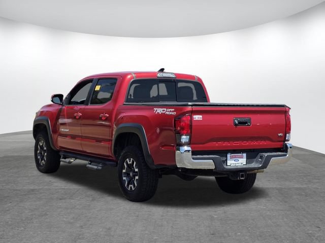Used 2018 Toyota Tacoma TRD Off-Road RWD image 6