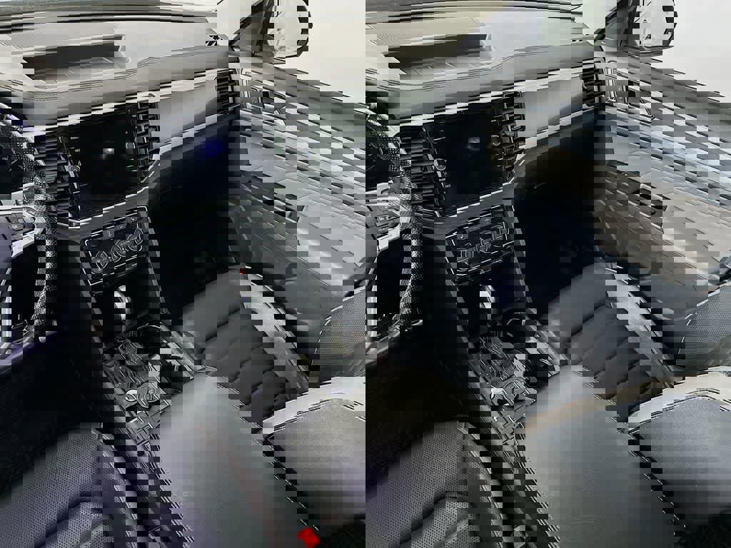 Used 2021 Volkswagen Atlas SEL Premium image 14