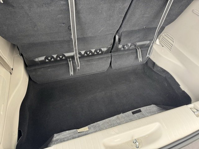 Used 2023 Chrysler Pacifica Touring-L image 45