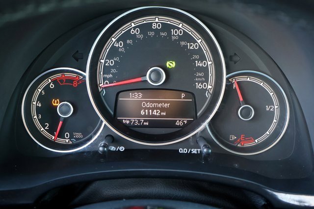 Used 2019 Volkswagen Beetle 2.0T S image 28