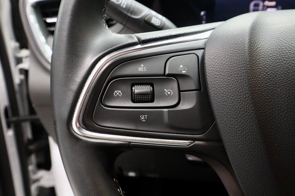 Used 2025 Buick Encore GX Preferred FWD image 27