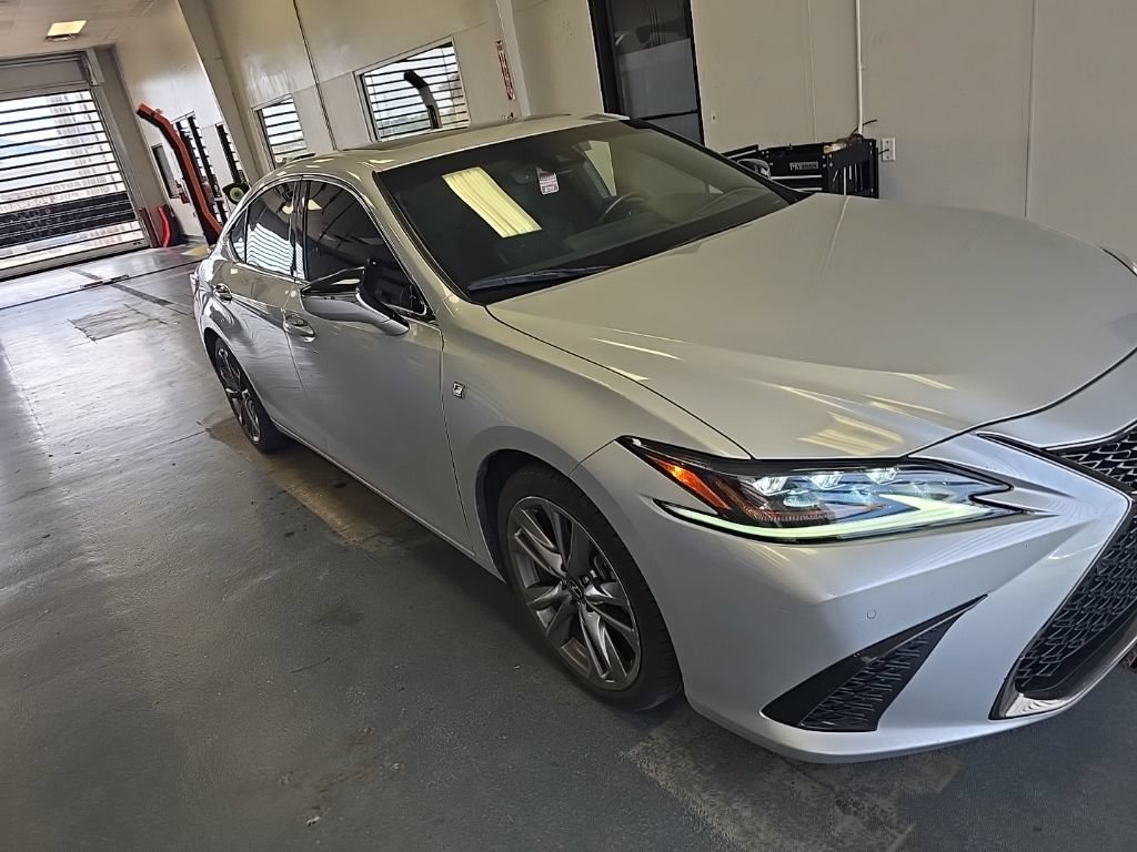 Used 2019 Lexus ES 350 F Sport w/ Accessory Package 2