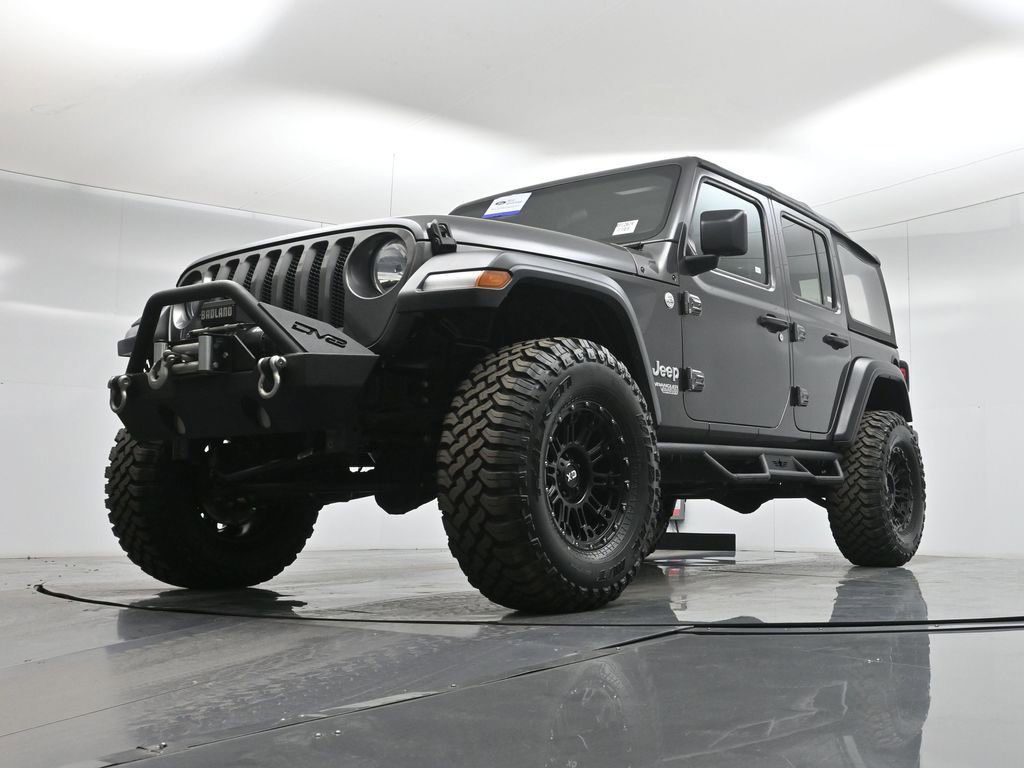 Used 2018 Jeep Wrangler Unlimited Sport image 40
