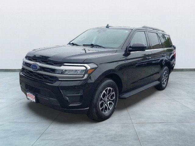 Certified 2024 Ford Expedition XLT AWD/4WD image 3