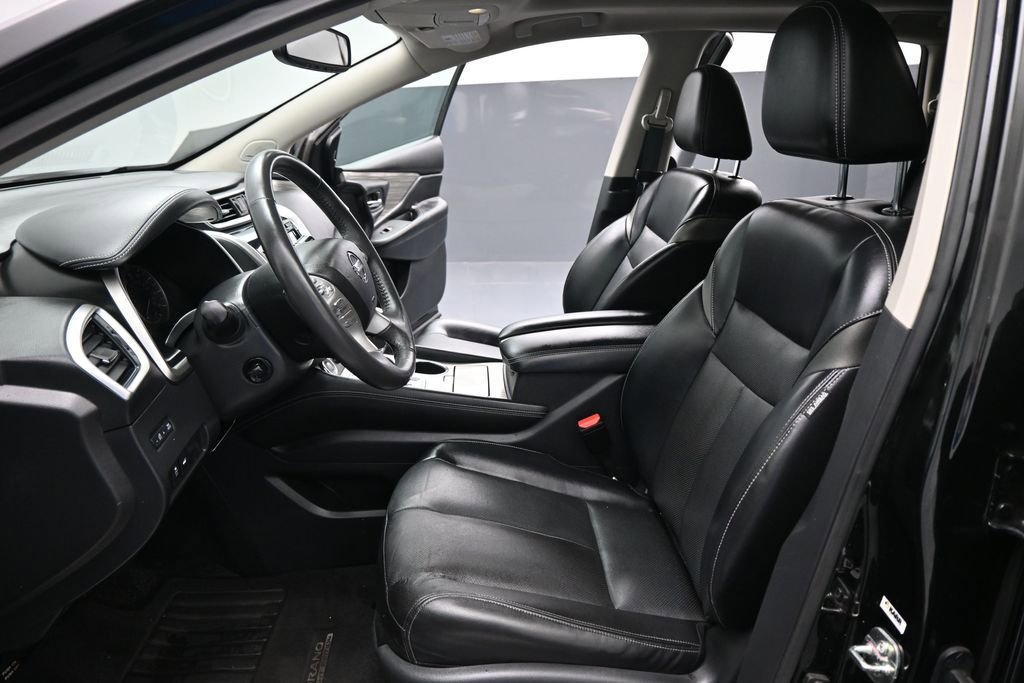 Used 2017 Nissan Murano Platinum w/ Platinum Technology Package FWD image 9