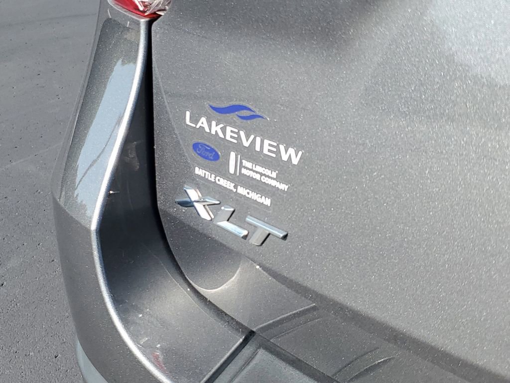 Certified 2022 Ford Explorer XLT w/ Equipment Group 202A image 28