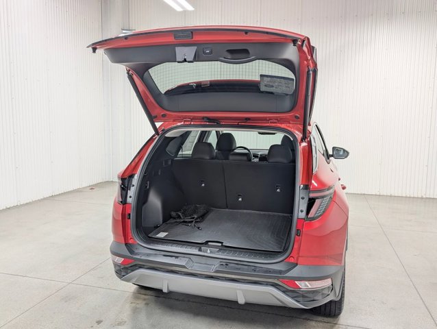 Used 2023 Hyundai Tucson Limited w/ Cargo Package image 8