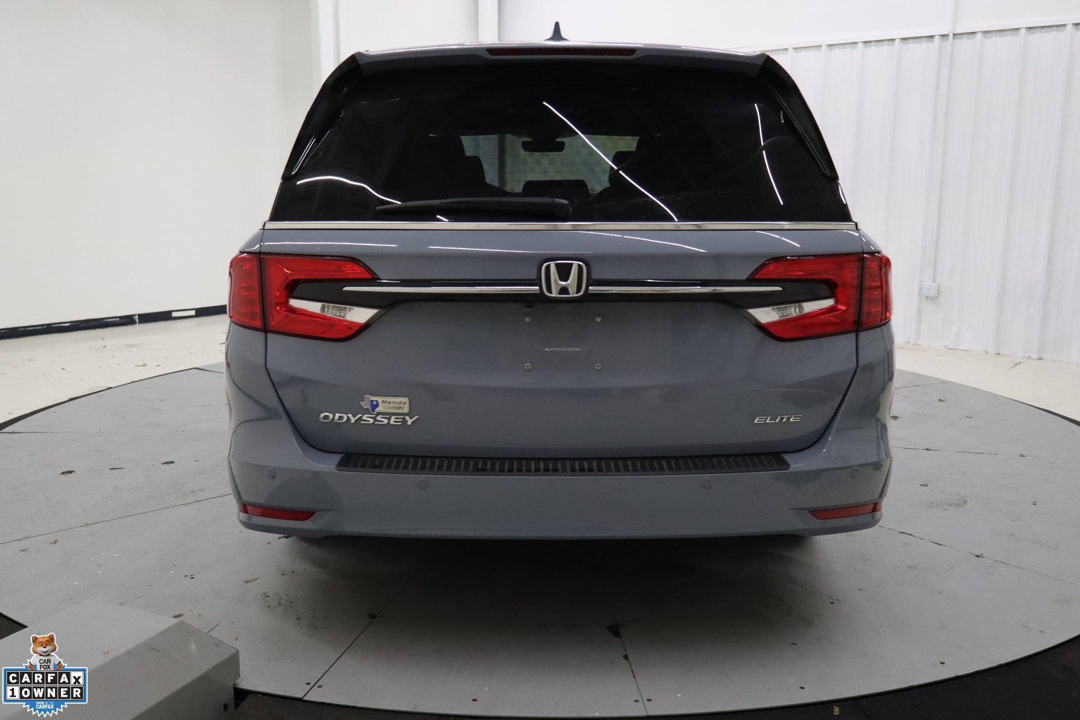 Used 2024 Honda Odyssey Elite image 6