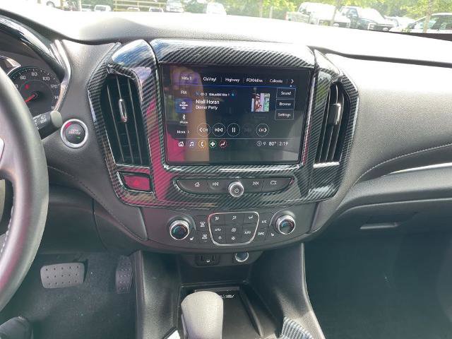 Used 2022 Chevrolet Traverse LT image 11