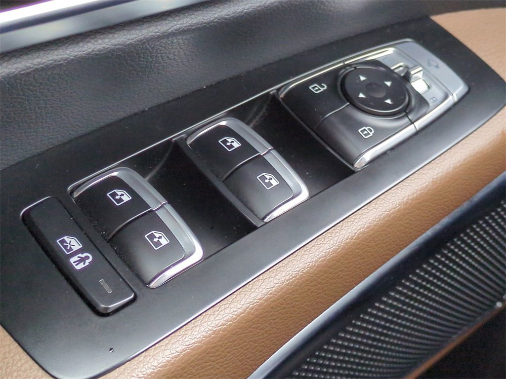 Used 2022 Kia Telluride SX w/ SX Prestige Package image 25