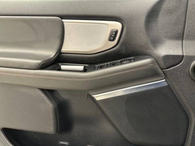 Certified 2025 Ford Expedition Active image 37