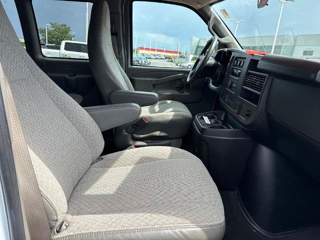 Used 2024 Chevrolet Express 3500 LT w/ LT Preferred Equipment Group RWD image 8