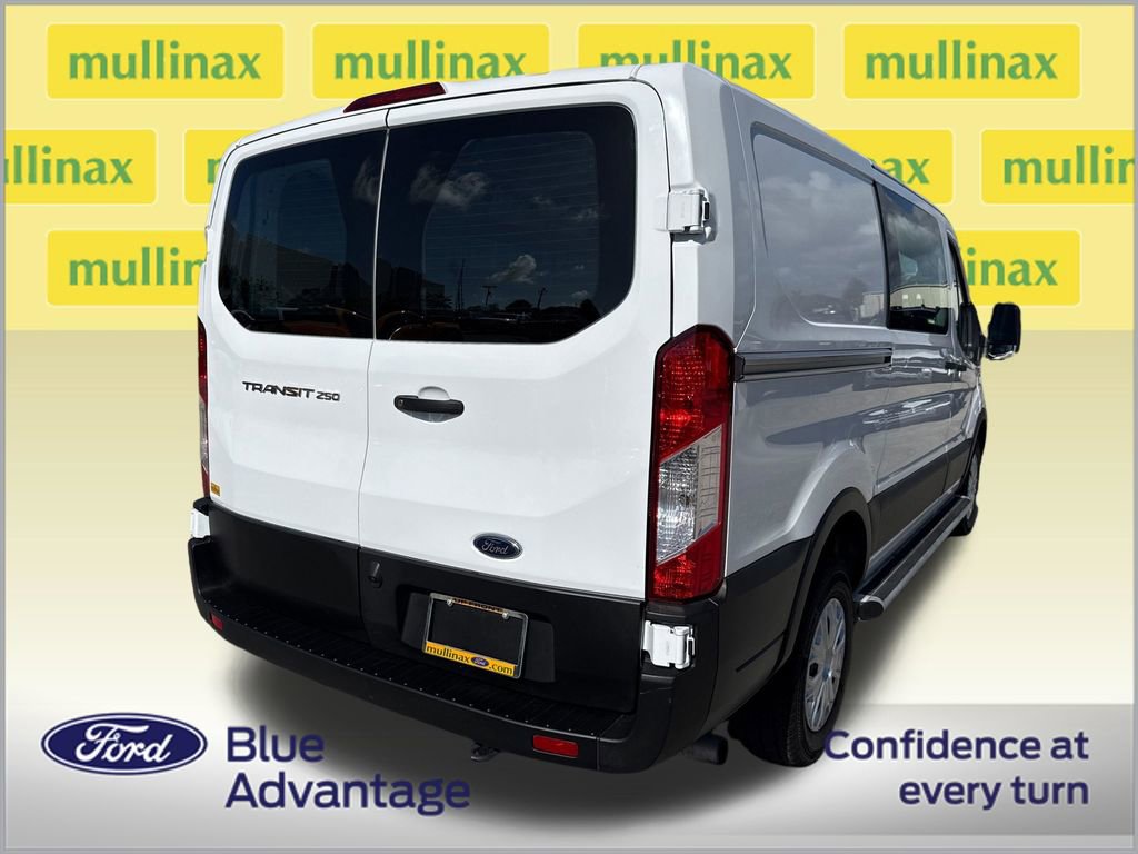 Certified 2024 Ford Transit 250 Low Roof w/ Exterior Upgrade Package RWD image 4