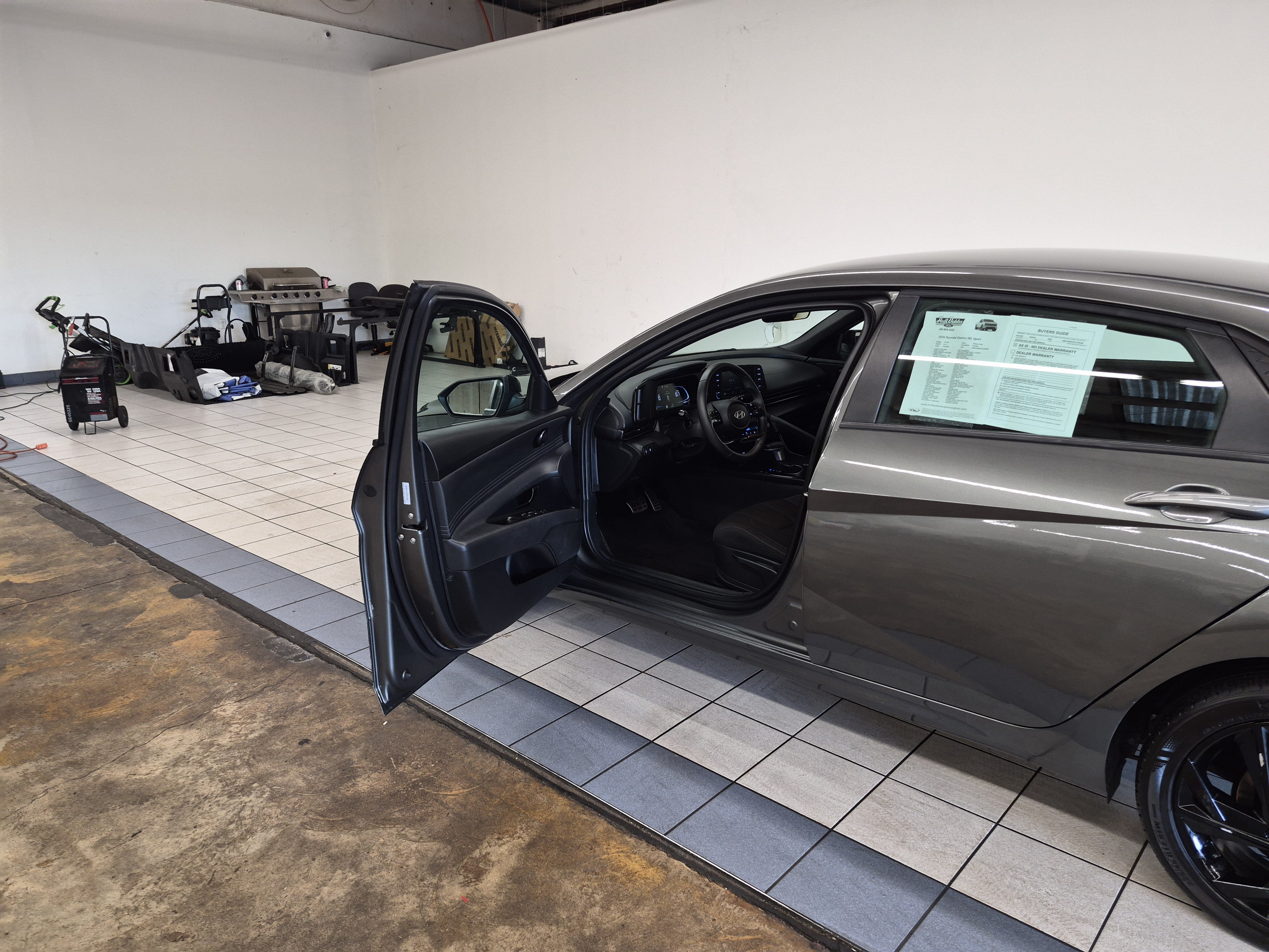 Used 2026 Hyundai Elantra Sport FWD image 12