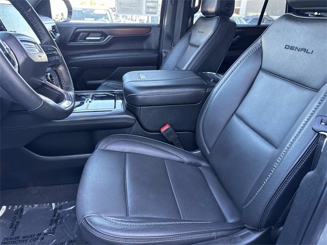 Used 2025 GMC Yukon Denali image 21