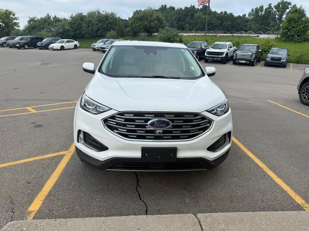 Certified 2024 Ford Edge Titanium w/ Equipment Group 301A AWD/4WD image 2