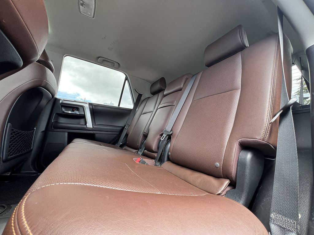 Used 2019 Toyota 4Runner Limited AWD/4WD image 35