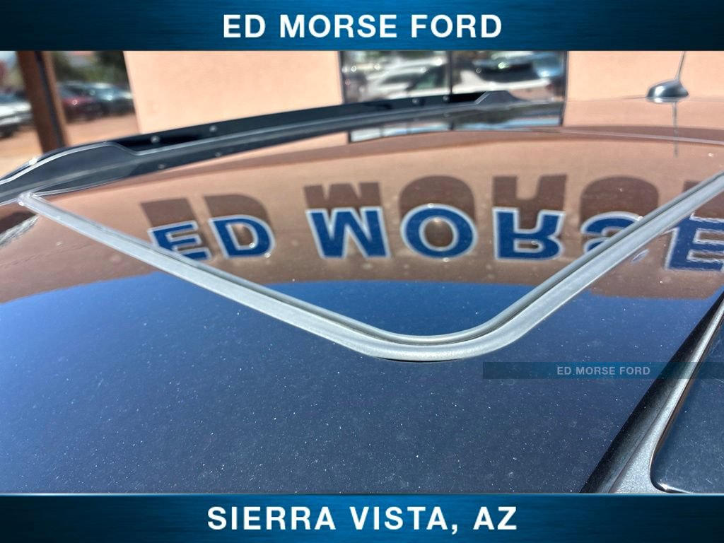 Used 2023 Chevrolet TrailBlazer RS w/ Sun and Liftgate Package FWD image 13