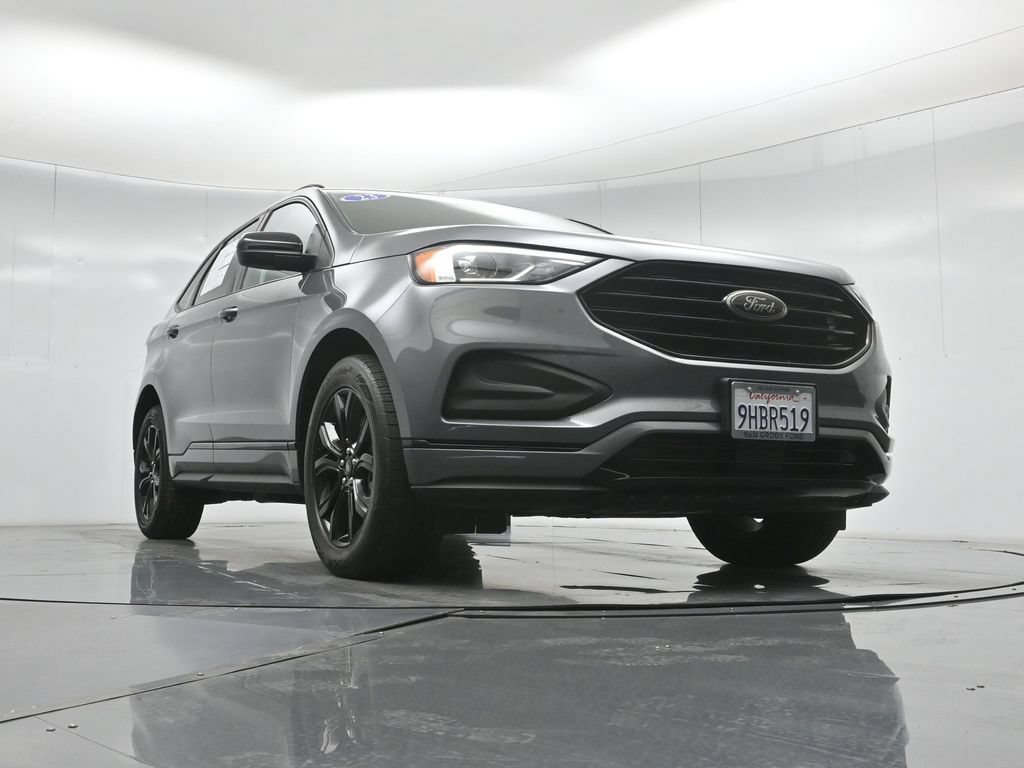 Certified 2023 Ford Edge SE w/ Black Appearance Package AWD/4WD image 46