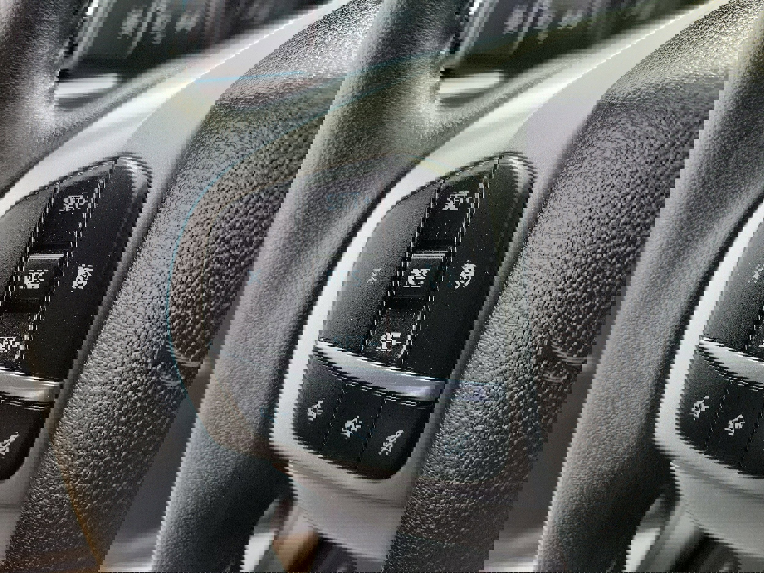 Certified 2023 Ford Explorer XLT w/ Equipment Group 202A image 26