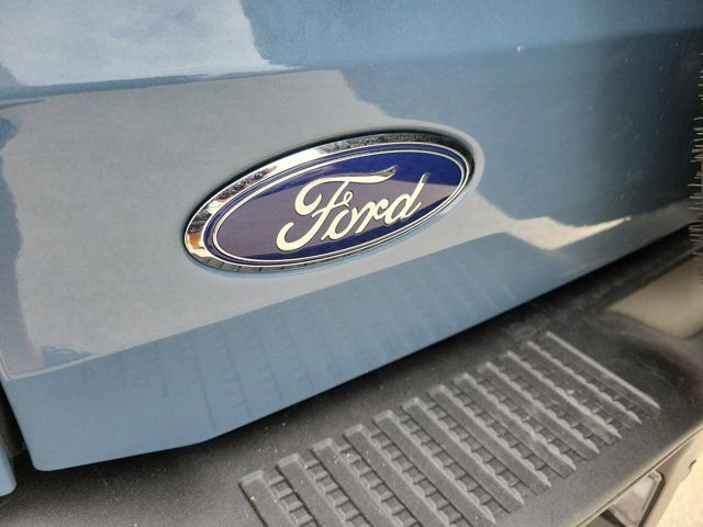 Certified 2025 Ford Bronco Heritage Edition AWD/4WD image 8