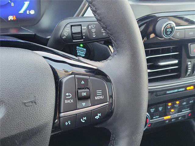 Certified 2022 Ford Escape Titanium w/ Class II Trailer Tow Package image 18