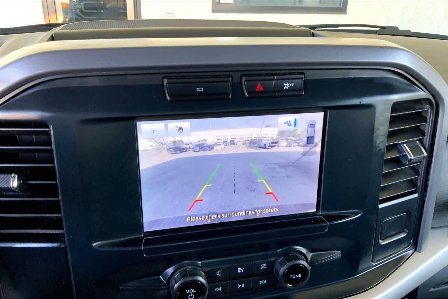 Certified 2022 Ford F150 XLT w/ XTR Package AWD/4WD image 28