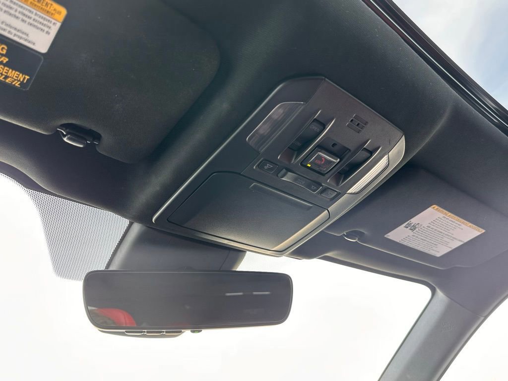 Used 2021 Toyota Highlander XSE image 25