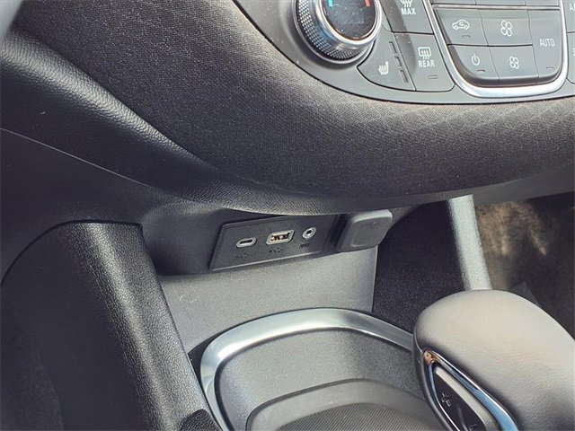 Used 2024 Chevrolet Malibu LT w/ Sport Edition image 17