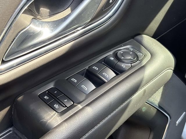 Used 2023 Chevrolet Tahoe LT w/ Luxury Package image 26