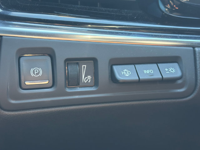 Used 2021 Cadillac XT6 Premium Luxury FWD image 35