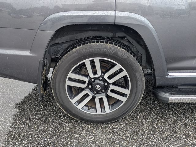 Used 2018 Toyota 4Runner Limited AWD/4WD image 11