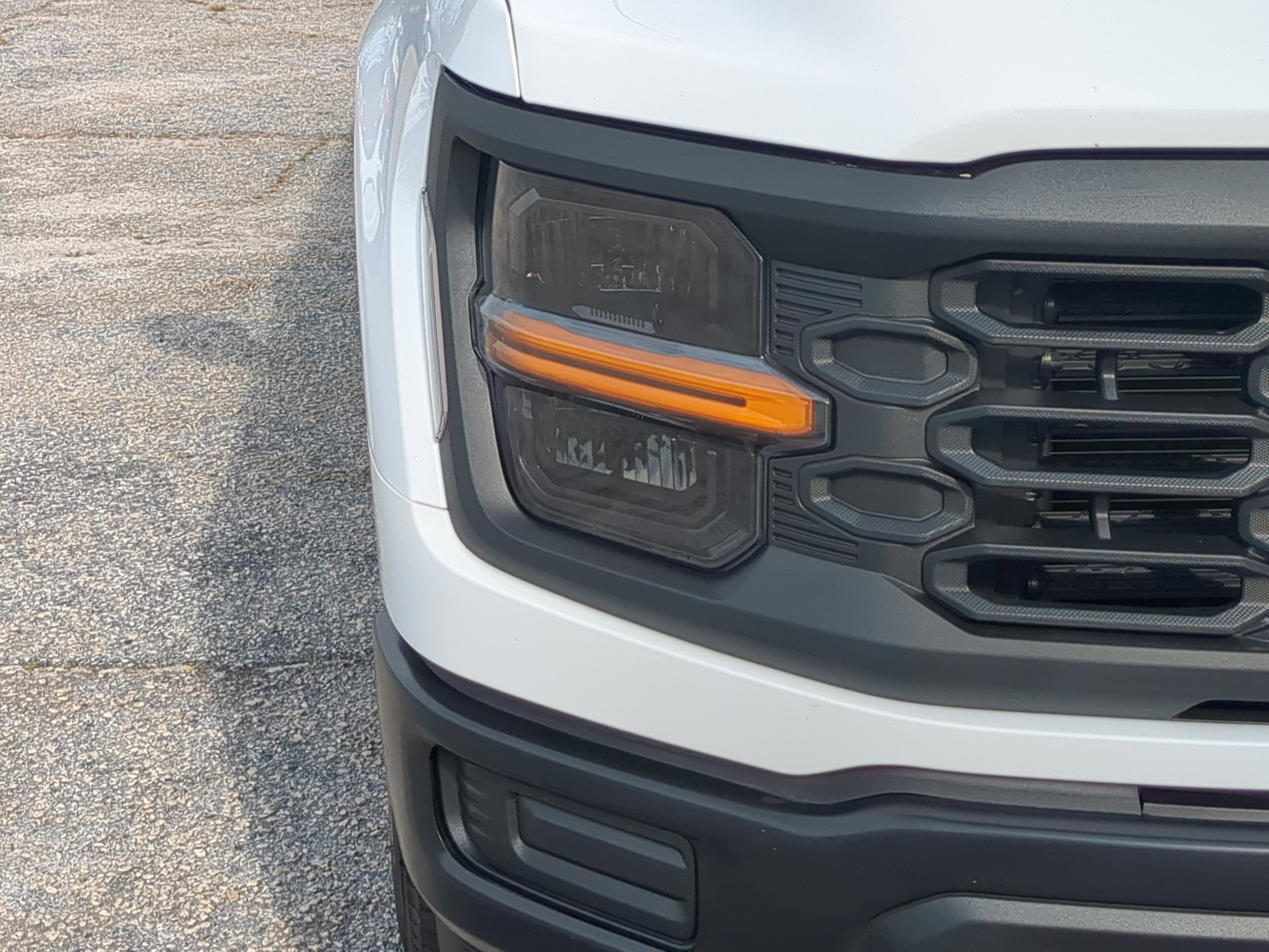 Certified 2024 Ford F150 XL RWD image 8