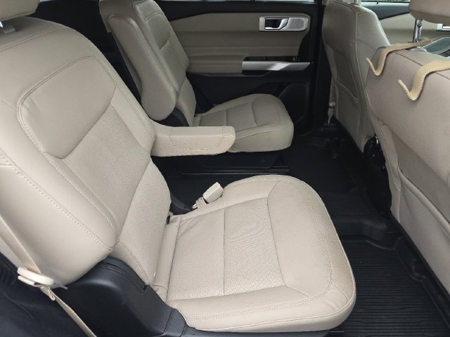 Certified 2022 Ford Explorer Limited w/ Hybrid Equipment Group 310A AWD/4WD image 21
