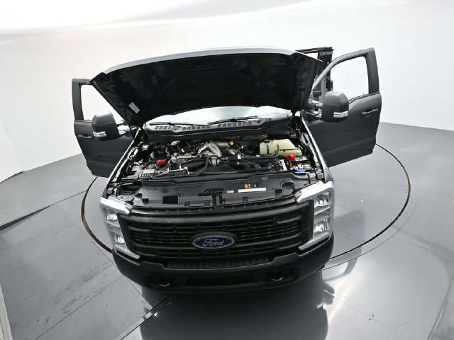 Certified 2026 Ford F250 XL RWD image 35