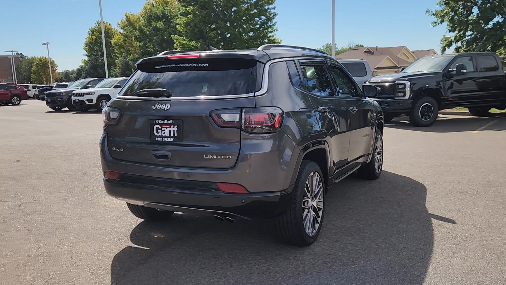 Used 2022 Jeep Compass Limited w/ Elite Group AWD/4WD image 16