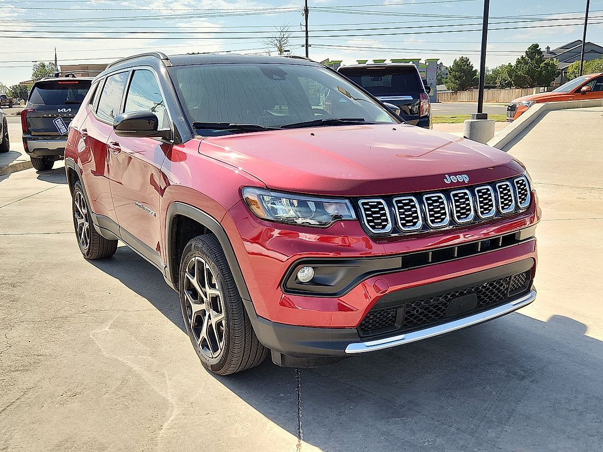 Used 2025 Jeep Compass Limited AWD/4WD image 6