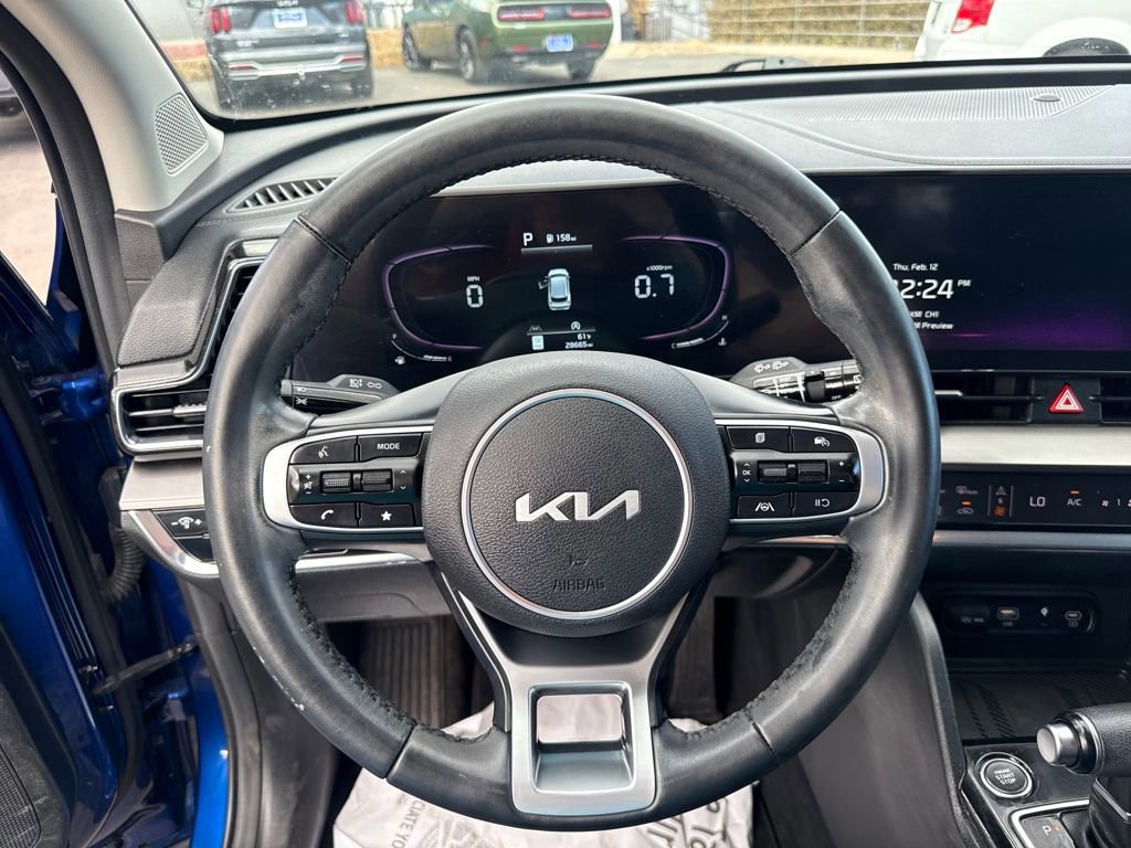 Used 2023 Kia Sportage EX image 16