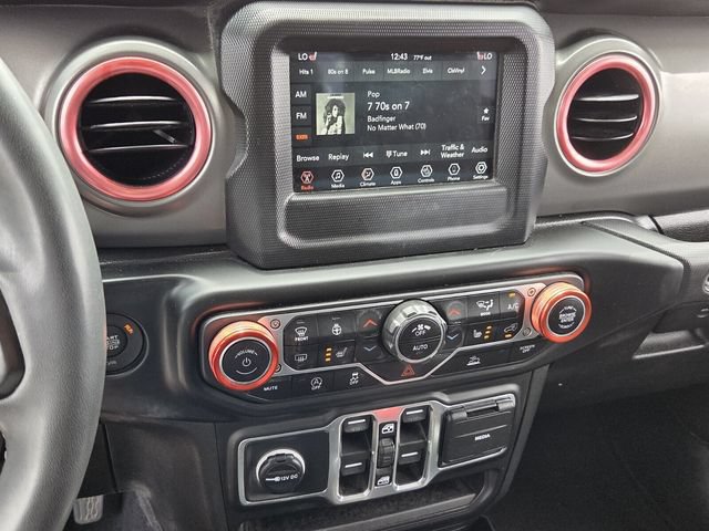 Used 2023 Jeep Gladiator Sport AWD/4WD image 17