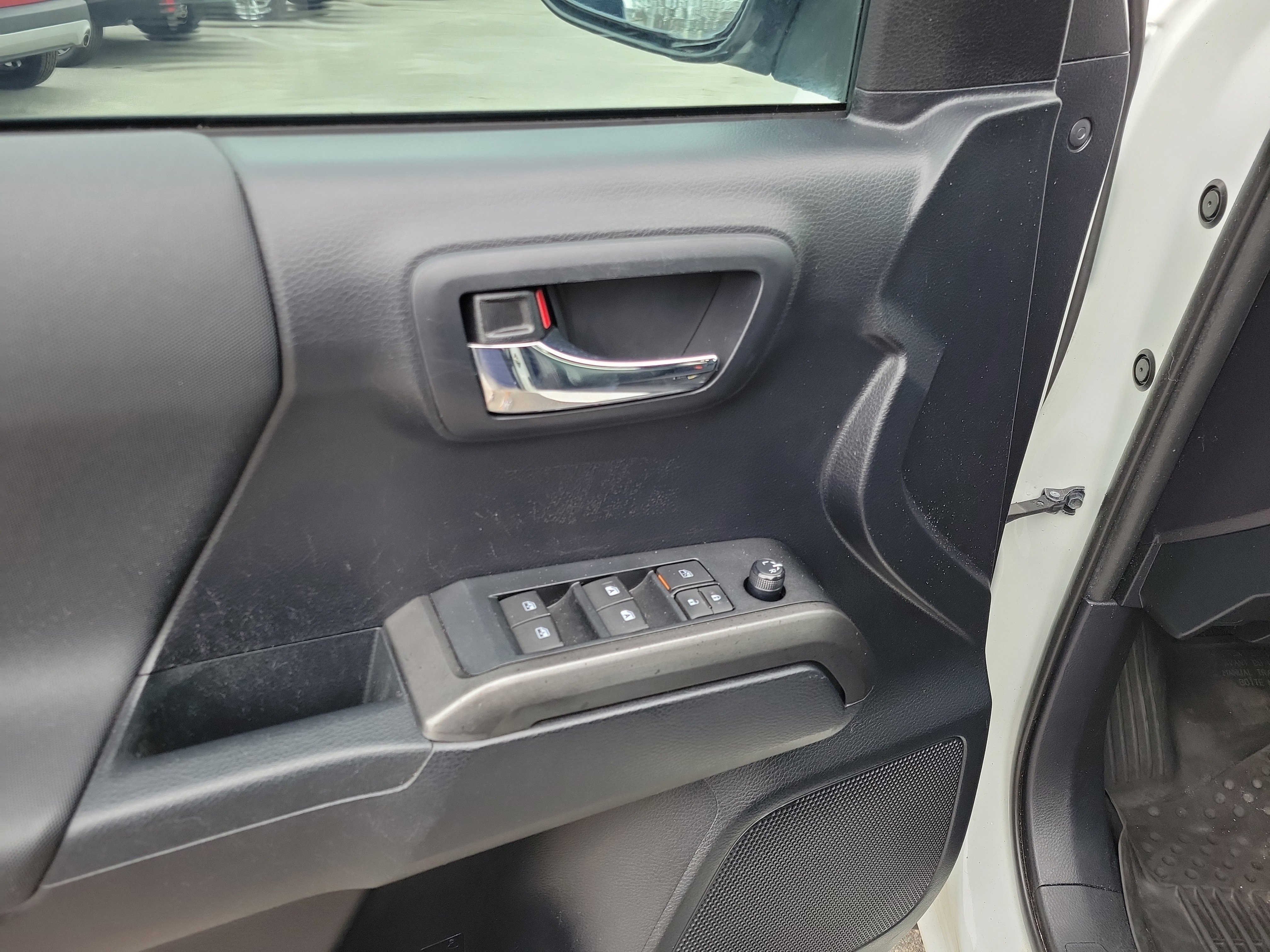 Used 2019 Toyota Tacoma TRD Pro image 6