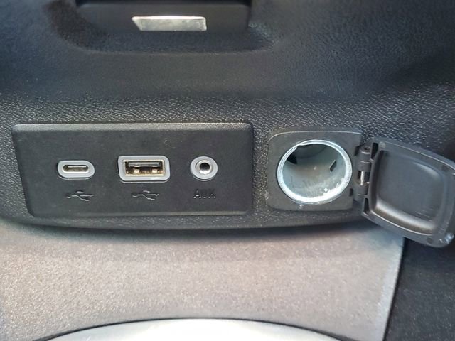 Used 2024 Chevrolet Malibu LT image 29