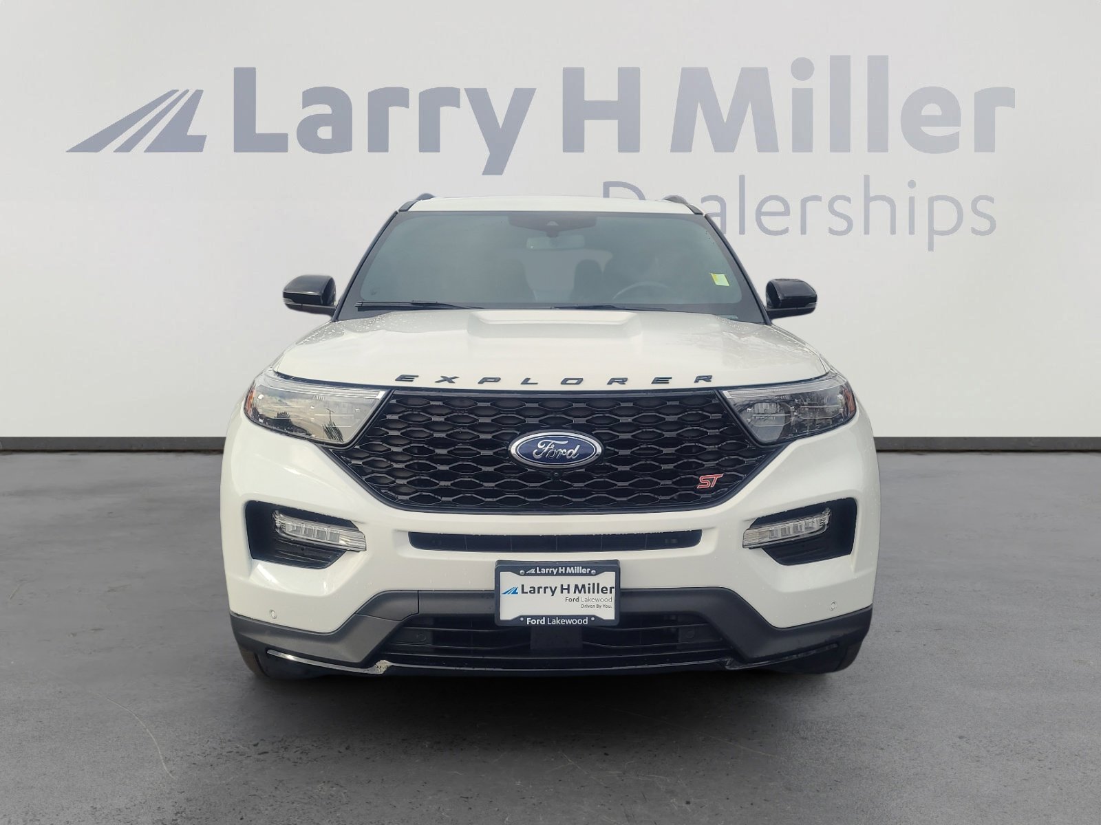 Certified 2023 Ford Explorer ST w/ Equipment Group 401A image 8