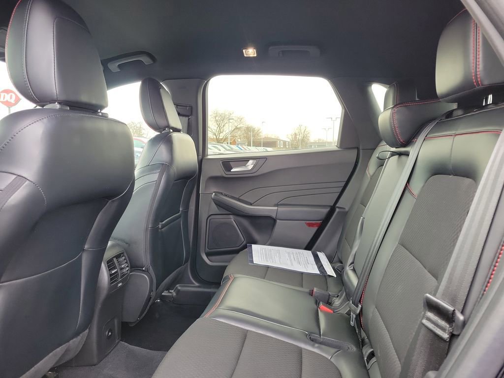 Certified 2023 Ford Escape ST-Line w/ Tech Pack #1 image 13